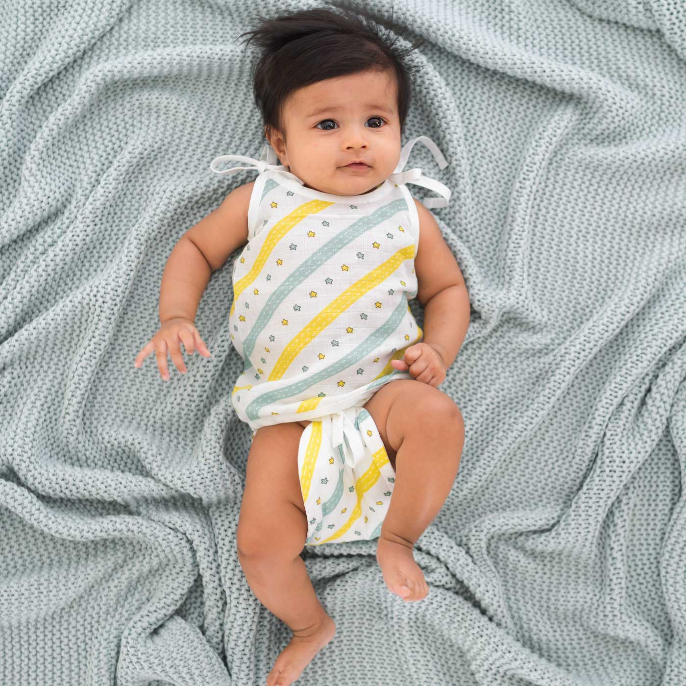 Muslin Matching Jablas and Nappies (6 + 6 Nappies) - Pack of 12 (Button and Knot)