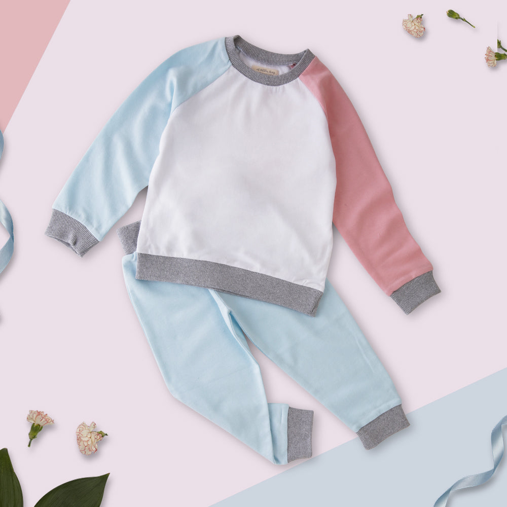 TotWear - Cloud- Sweatshirt and Joggers