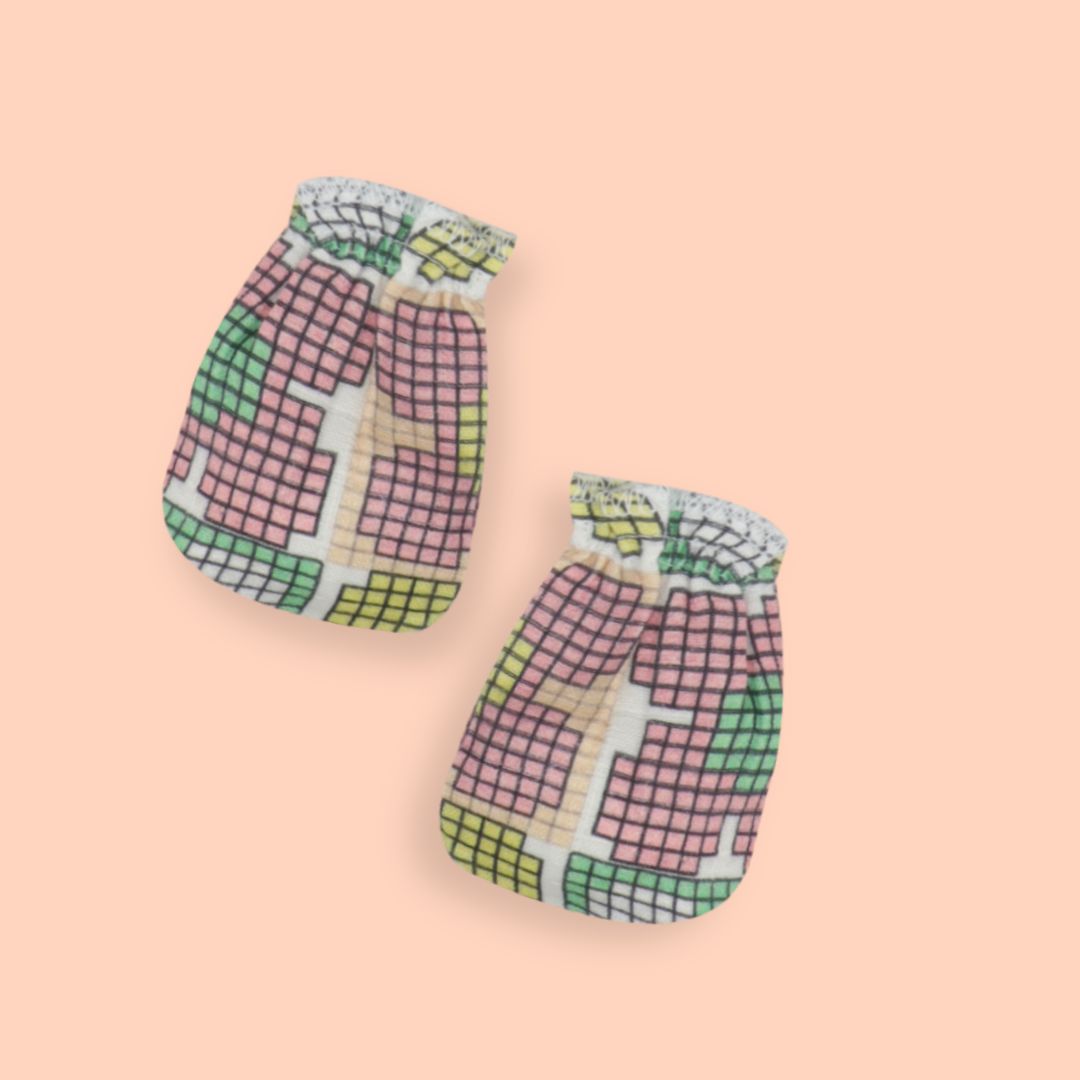 Flora Pixels - Muslin Cap, Mittens and Booties