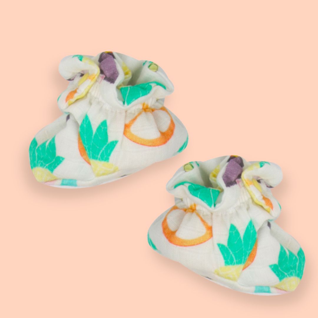 Flora Pixels - Muslin Cap, Mittens and Booties