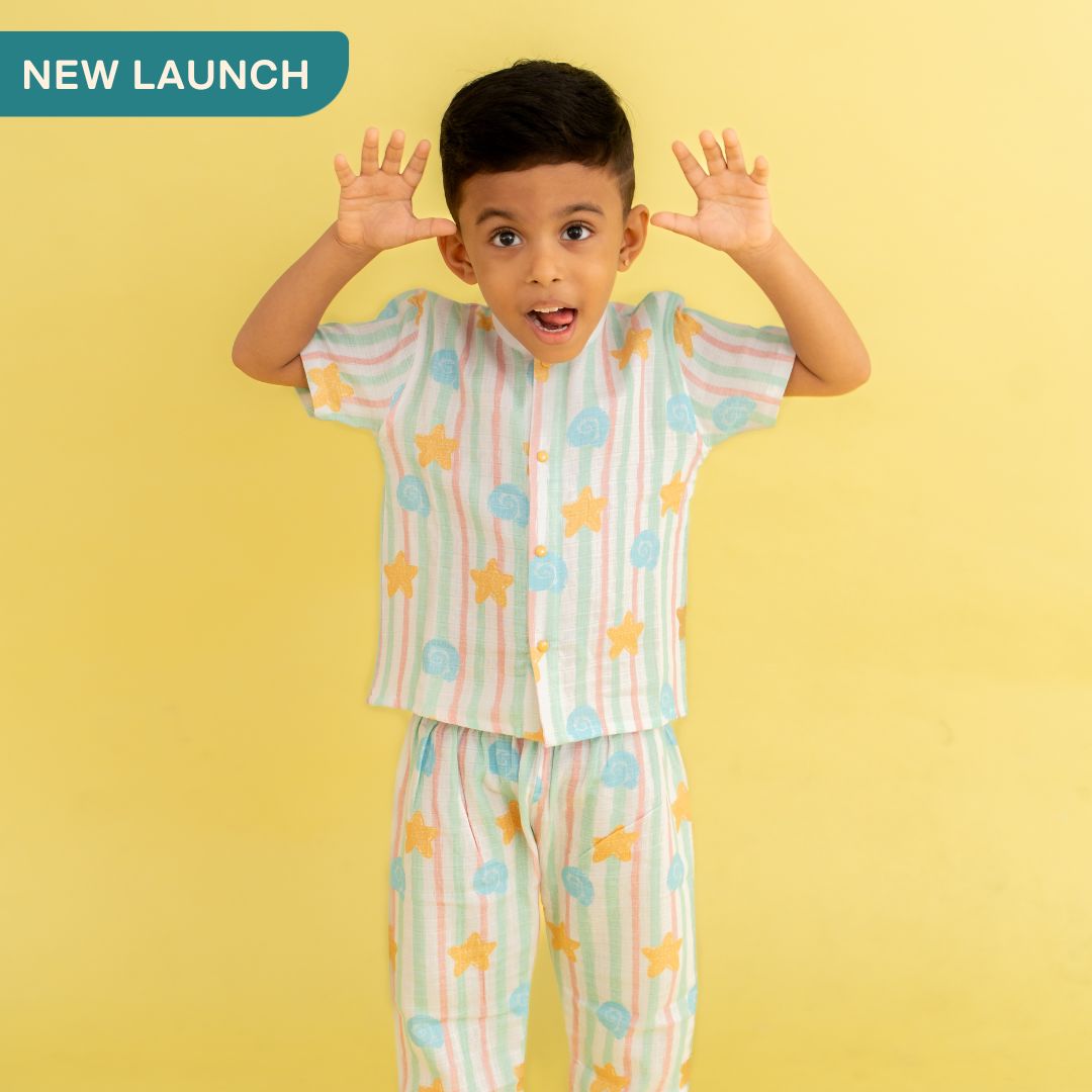 Toucan Punch - Muslin Sleep Suit for babies and kids (Unisex)
