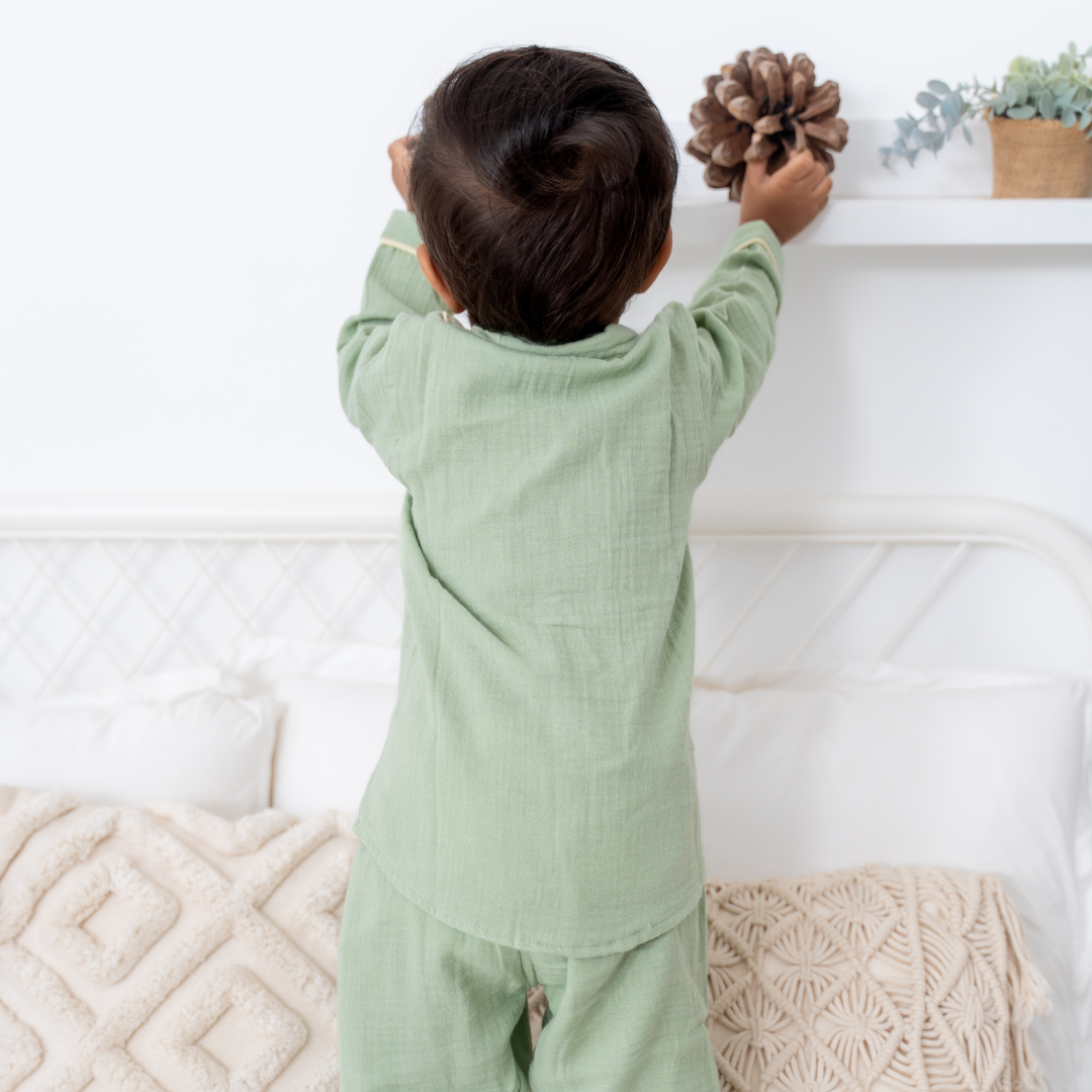 Peachy Hug - Crinkled Muslin Sleepsuit
