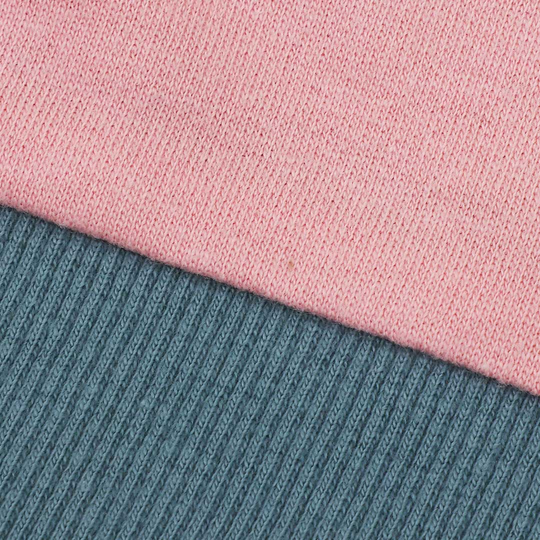 TotWear - Cloud- Sweatshirt and Joggers