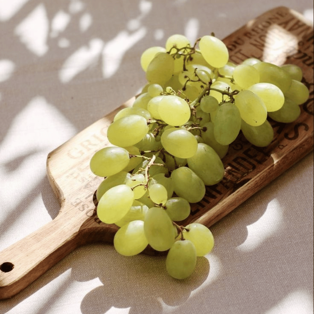 Green Grapes During Pregnancy: Safety and Health Benefits Explained