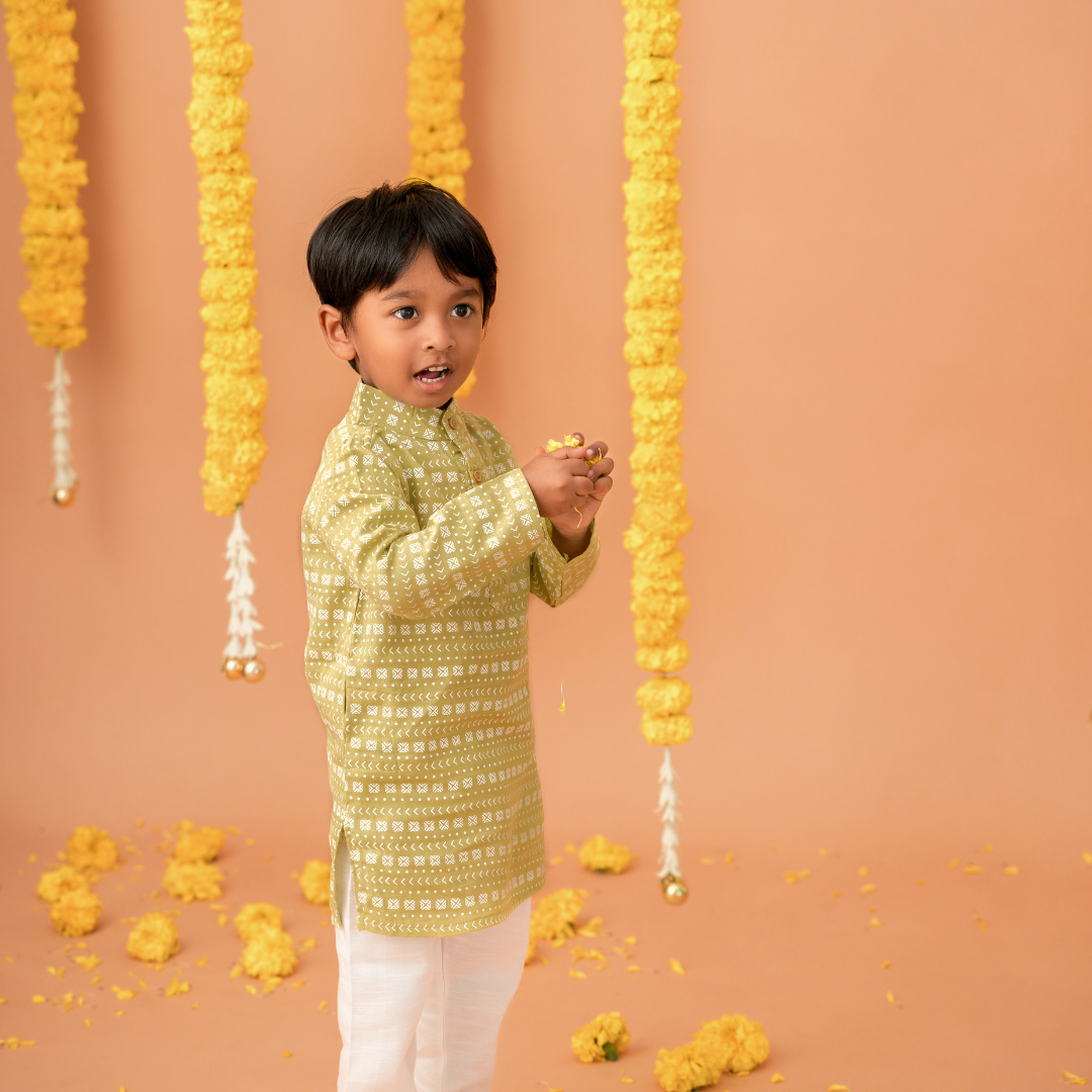 Maragatham -  Full Sleeve Kurta Pyjama Set