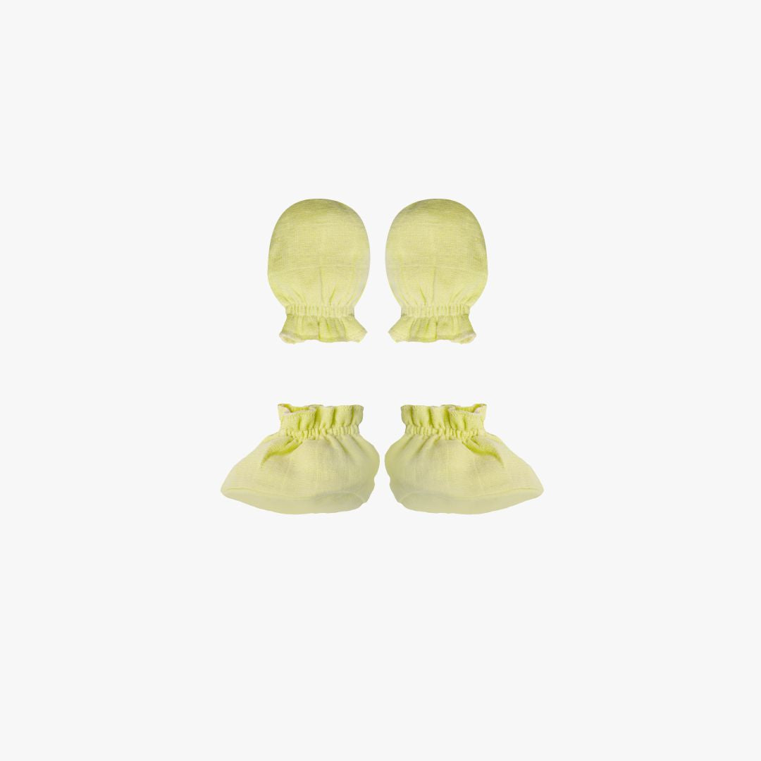 Muslin Mittens and booties - Yellow